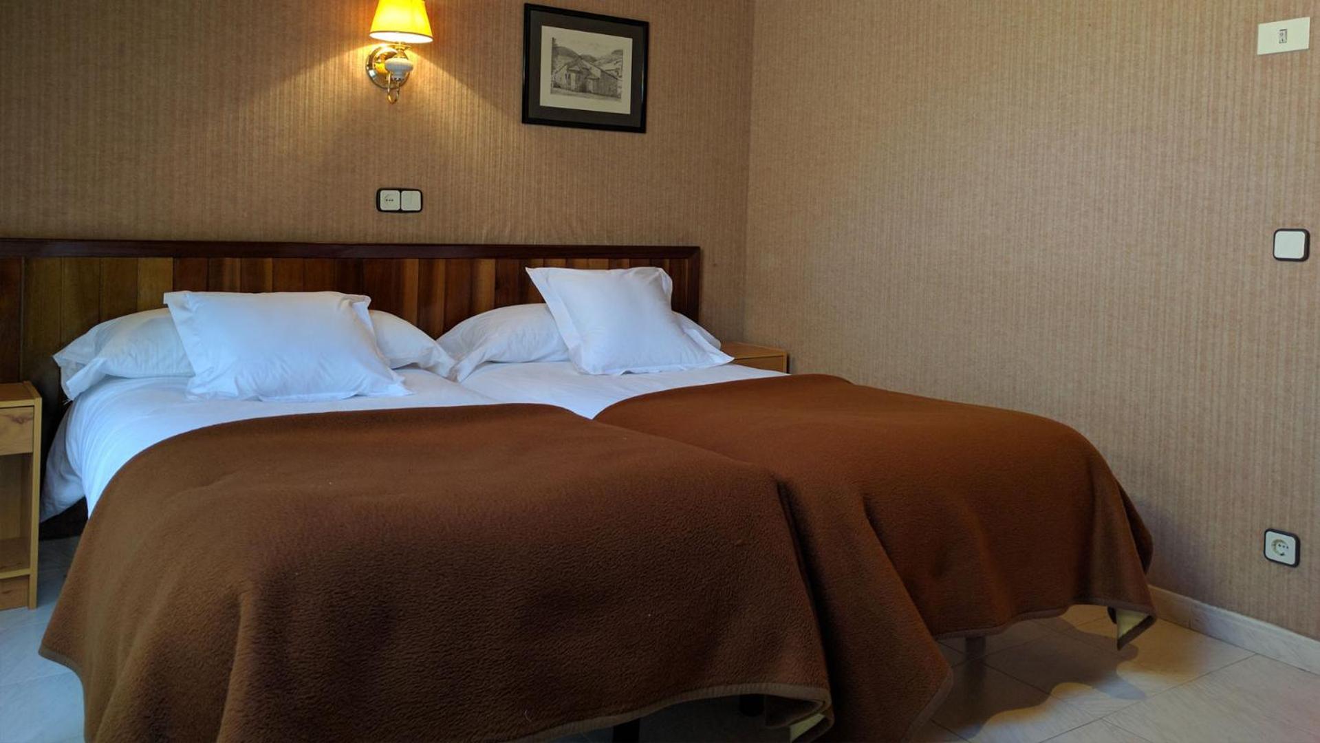 Hostal Talabart Les Bagian luar foto