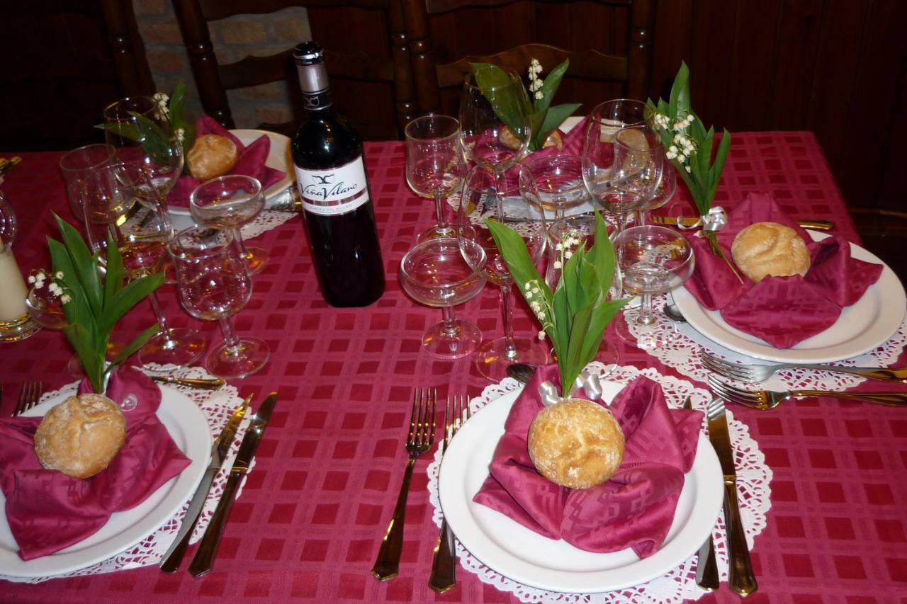 Hostal Talabart Les Bagian luar foto